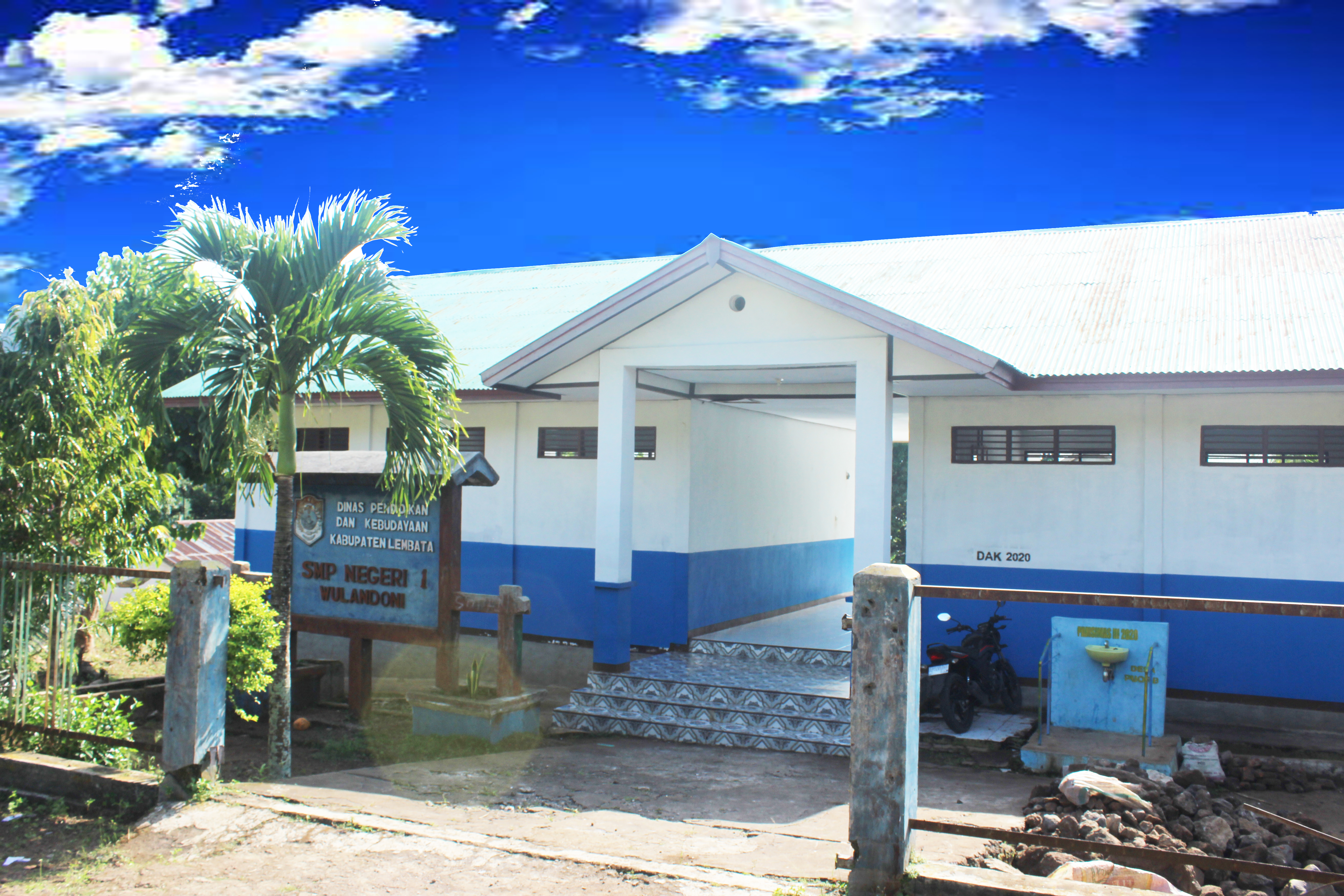 SMPN 1 Wulandoni